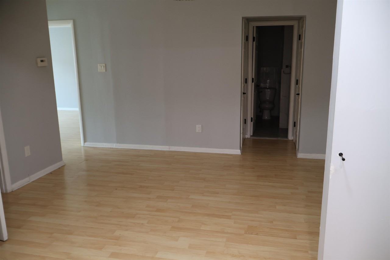 7430 Kennedy Blvd #103 - Photo 4 of 21