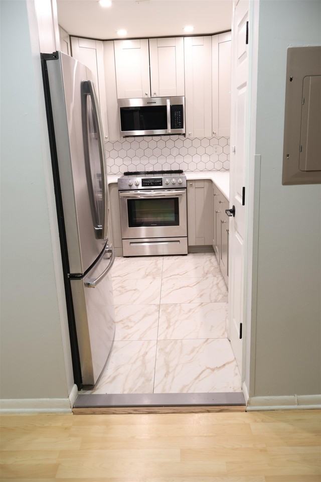 7430 Kennedy Blvd #103 - Photo 5 of 21