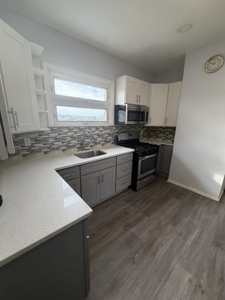 30 Magnolia Ave #2 - Photo 6 of 15