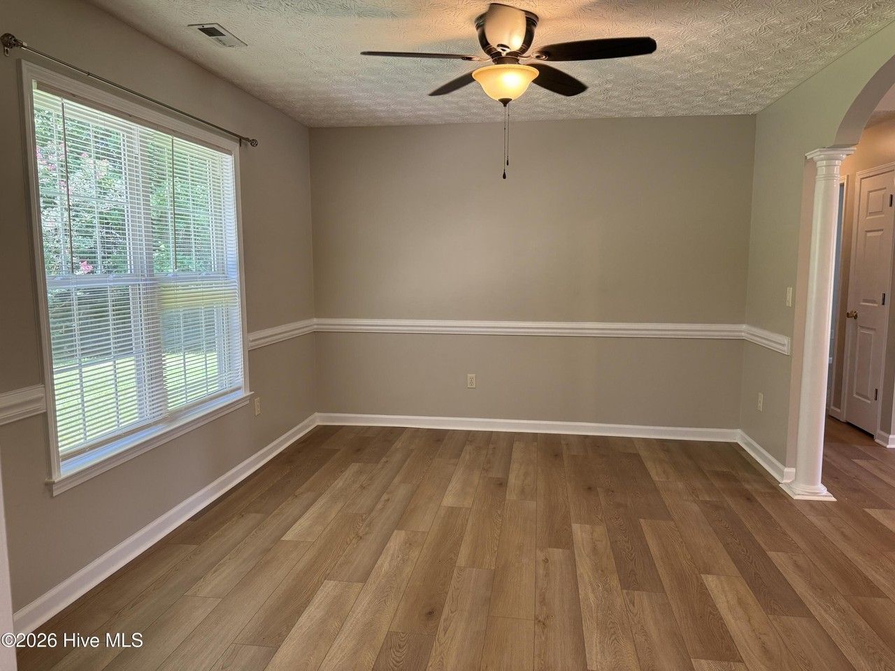 105 Farina Dr - Photo 7 of 22