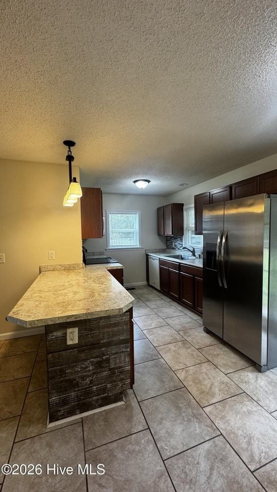 112 Shamrock Dr - Photo 6 of 21