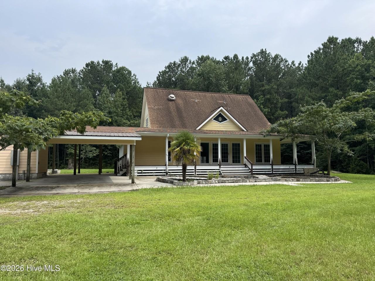 748 Alligator Creek Rd - Photo 4 of 5