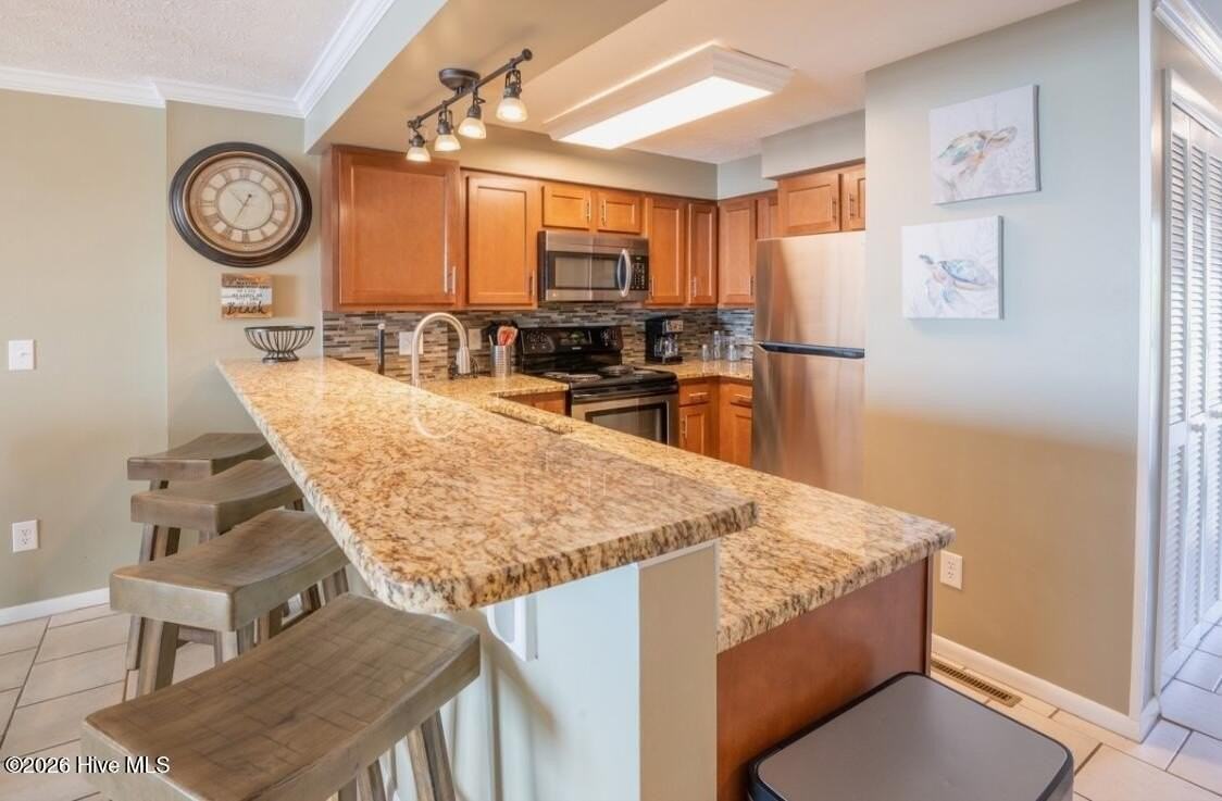 2116 Surfrider Ct #C - Photo 4 of 48