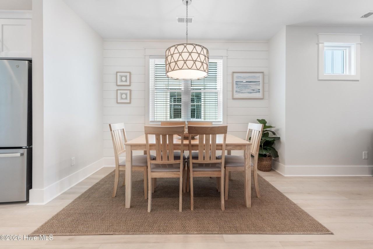 207 Spartanburg Ave #2 - Photo 3 of 19