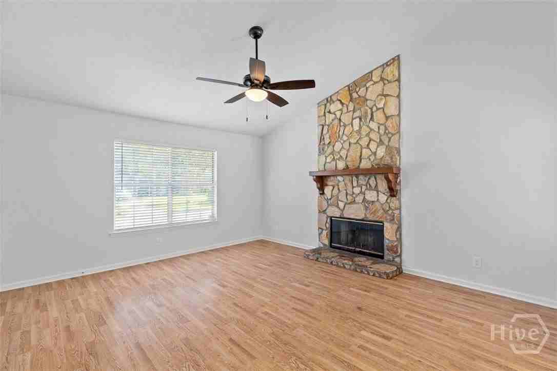 52 Woodcock Dr - Photo 5 of 27