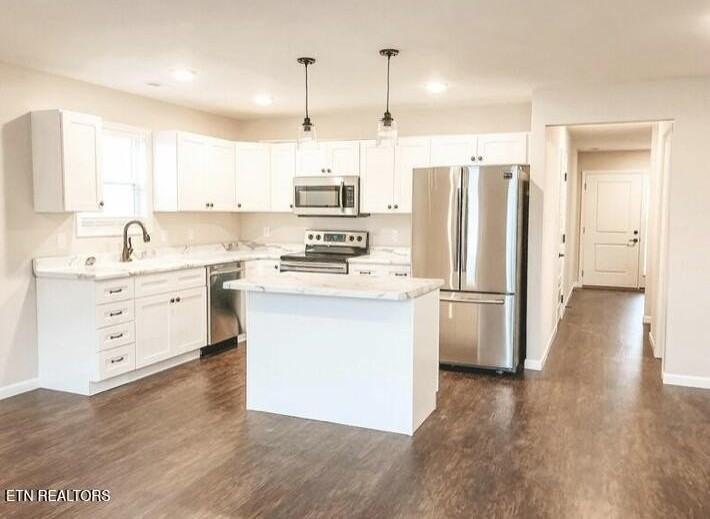 9714 Grand Oak Way - Photo 2 of 13