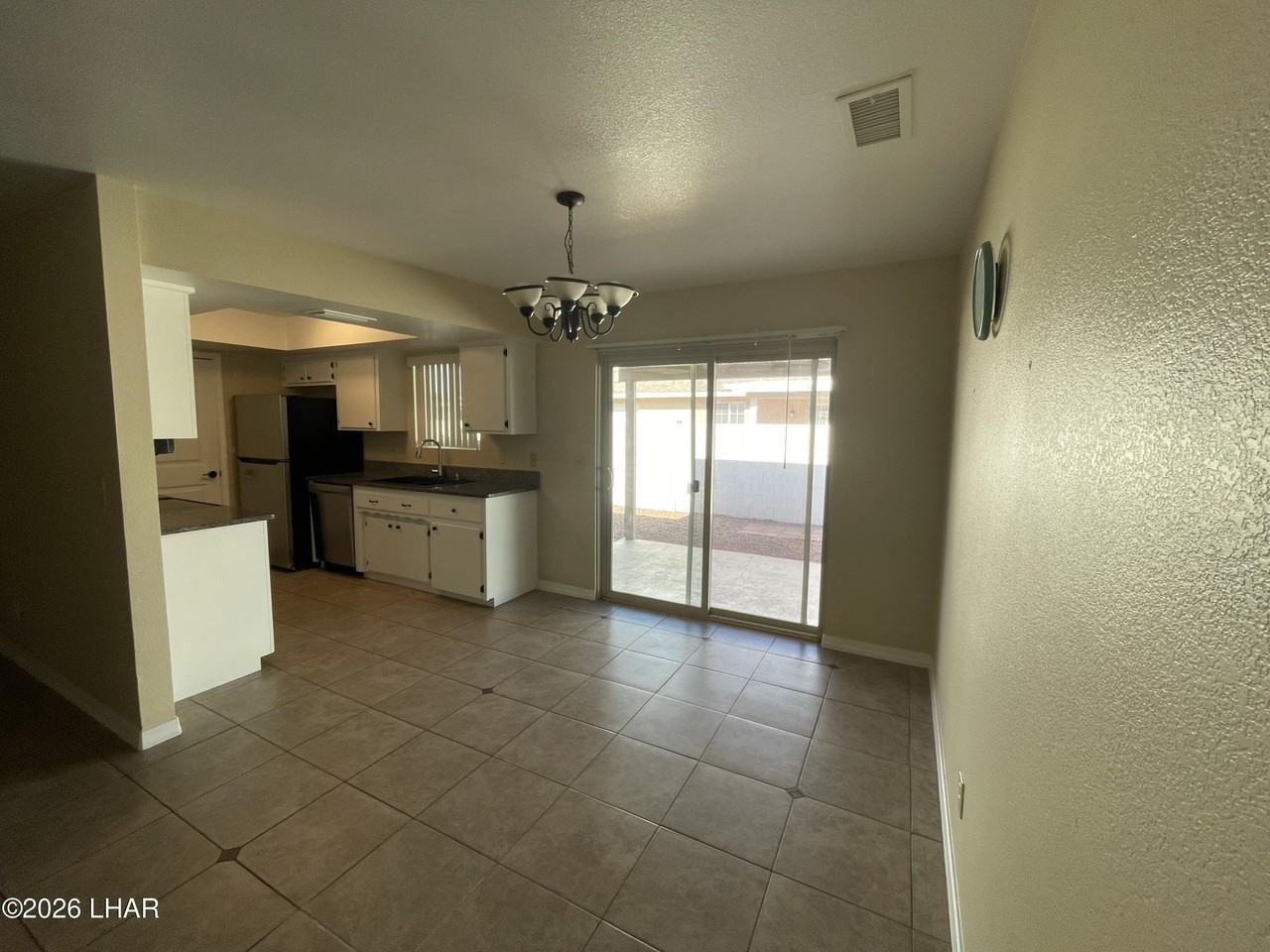 1927 Motor Ave - Photo 4 of 19