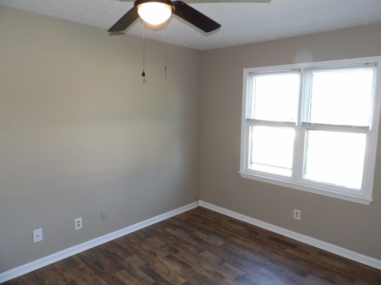 75 Ashwood Ct #3 - Photo 7 of 42