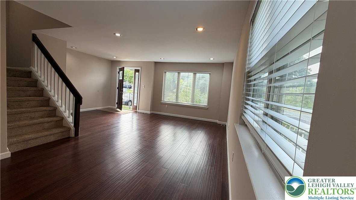 148 Cornerstone Pl - Photo 6 of 36