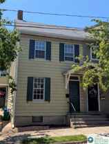 441 Linden St - Photo 1 of 1