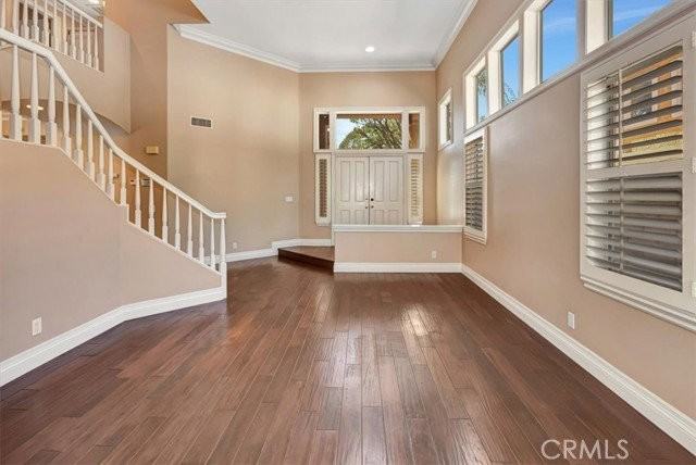 11086 Stearns - Photo 3 of 8