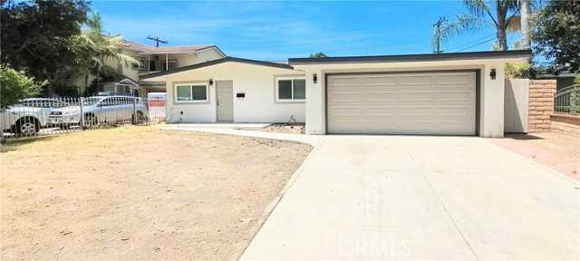 1234 Cedar St - Photo 3 of 8