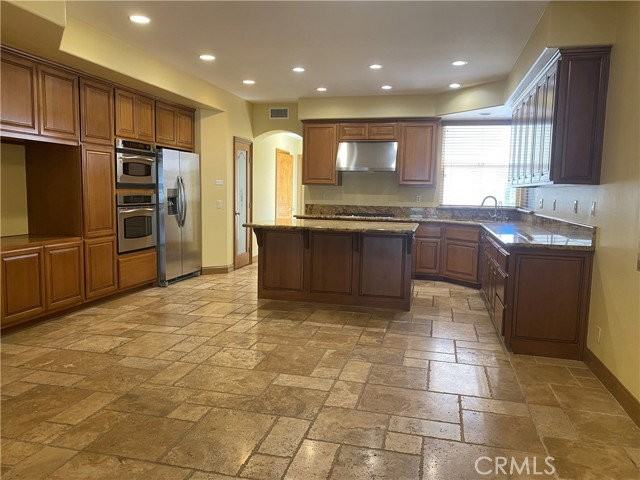318 9th St - Photo 7 of 7
