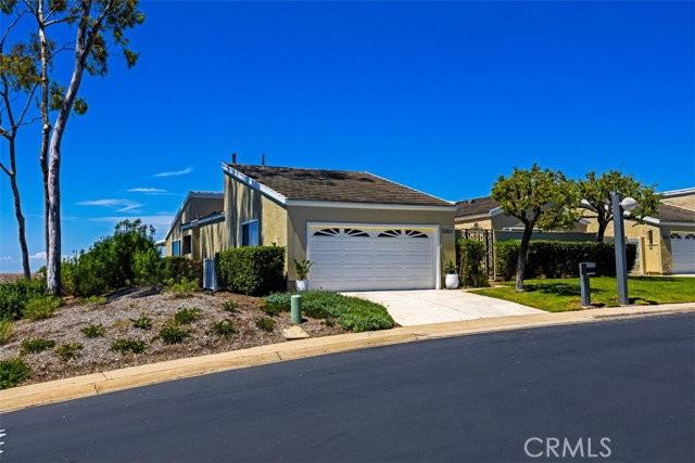 22821 Mariano Dr