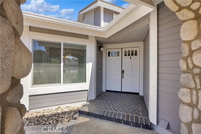 5700 Scotch Pine Rdg - Photo 3 of 8