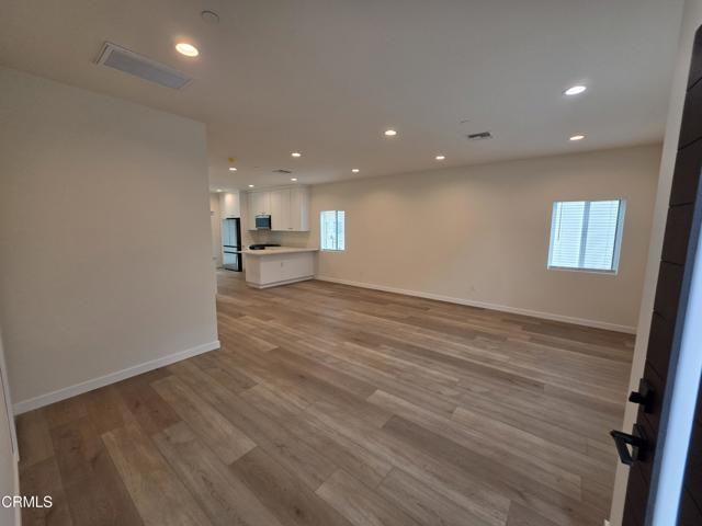 6746 Ben Ave - Photo 6 of 6