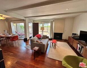 2508 Arizona Ave #4 - Photo 4 of 8