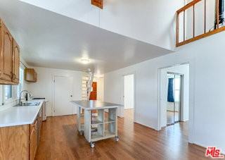 2713 3rd St #E - Photo 3 of 8
