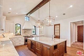 5561 Horizon Dr - Photo 6 of 8