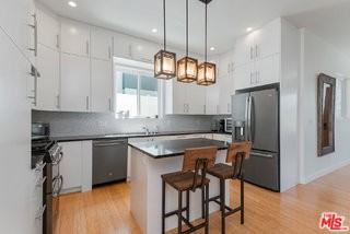 7447 W 81st St - Photo 5 of 8