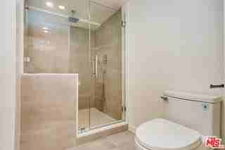 328 N Maple Dr #204 - Photo 7 of 8