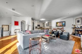 934 Hilldale Ave - Photo 5 of 8