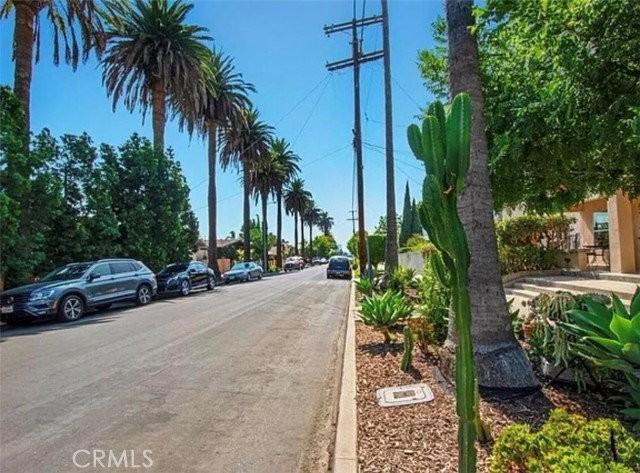 969 Manzanita St - Photo 4 of 8