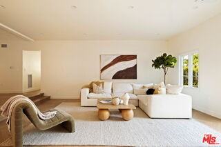 308 S Highland Ave - Photo 4 of 8