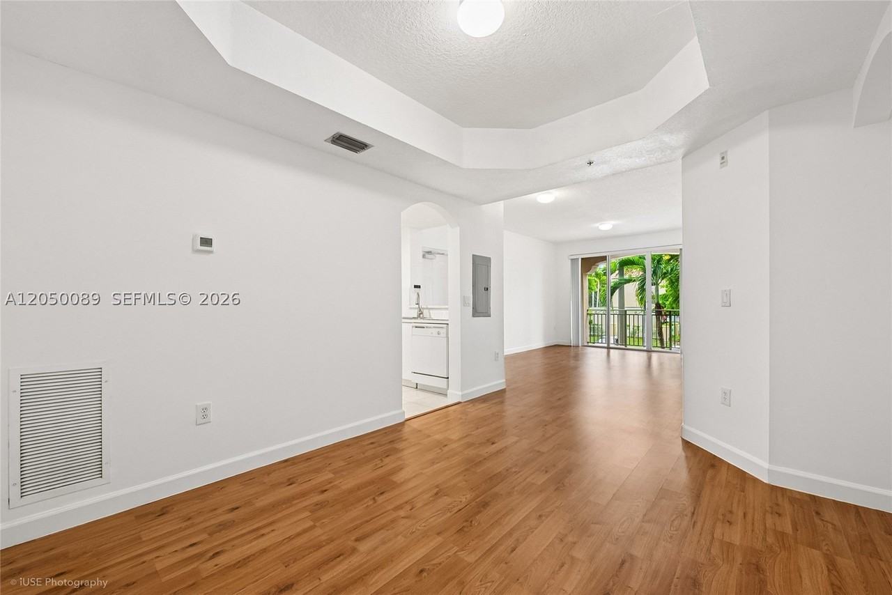 6700 Nw 114th Ave #923 - Photo 3 of 18