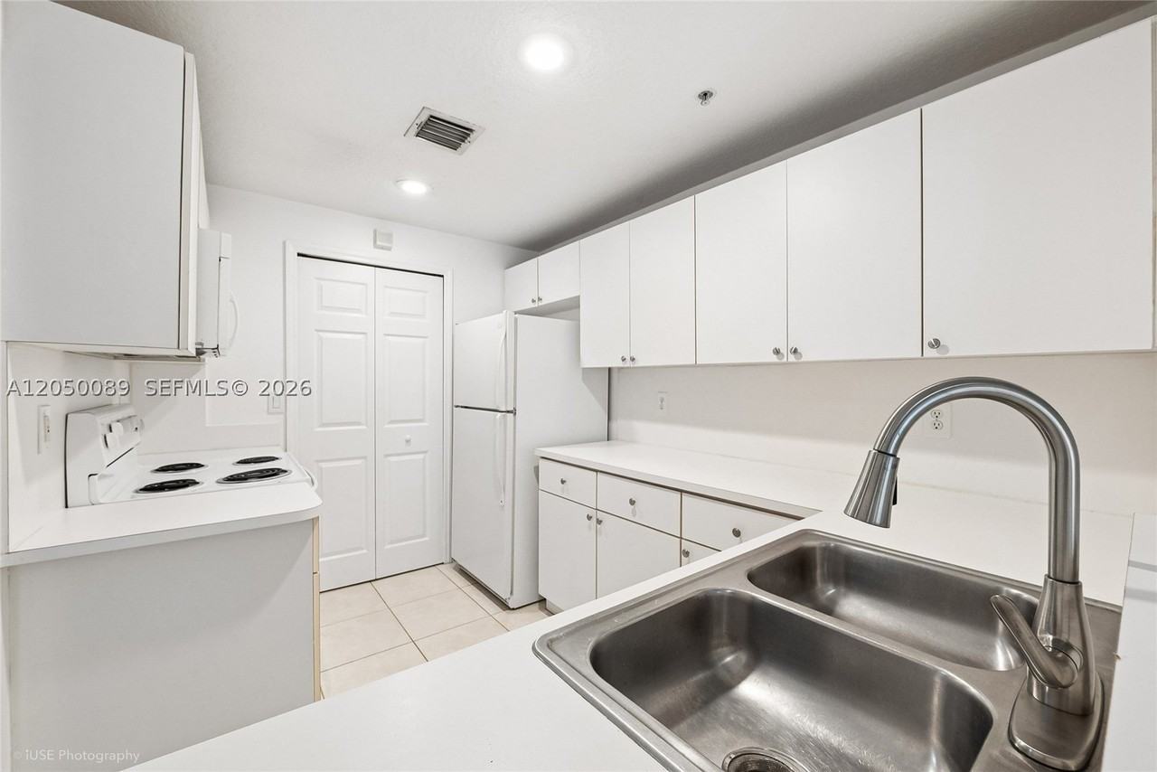 6700 Nw 114th Ave #923 - Photo 7 of 18