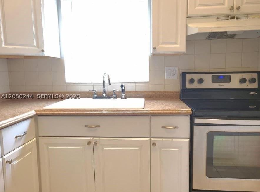 2528 Emory Dr E #C - Photo 3 of 11