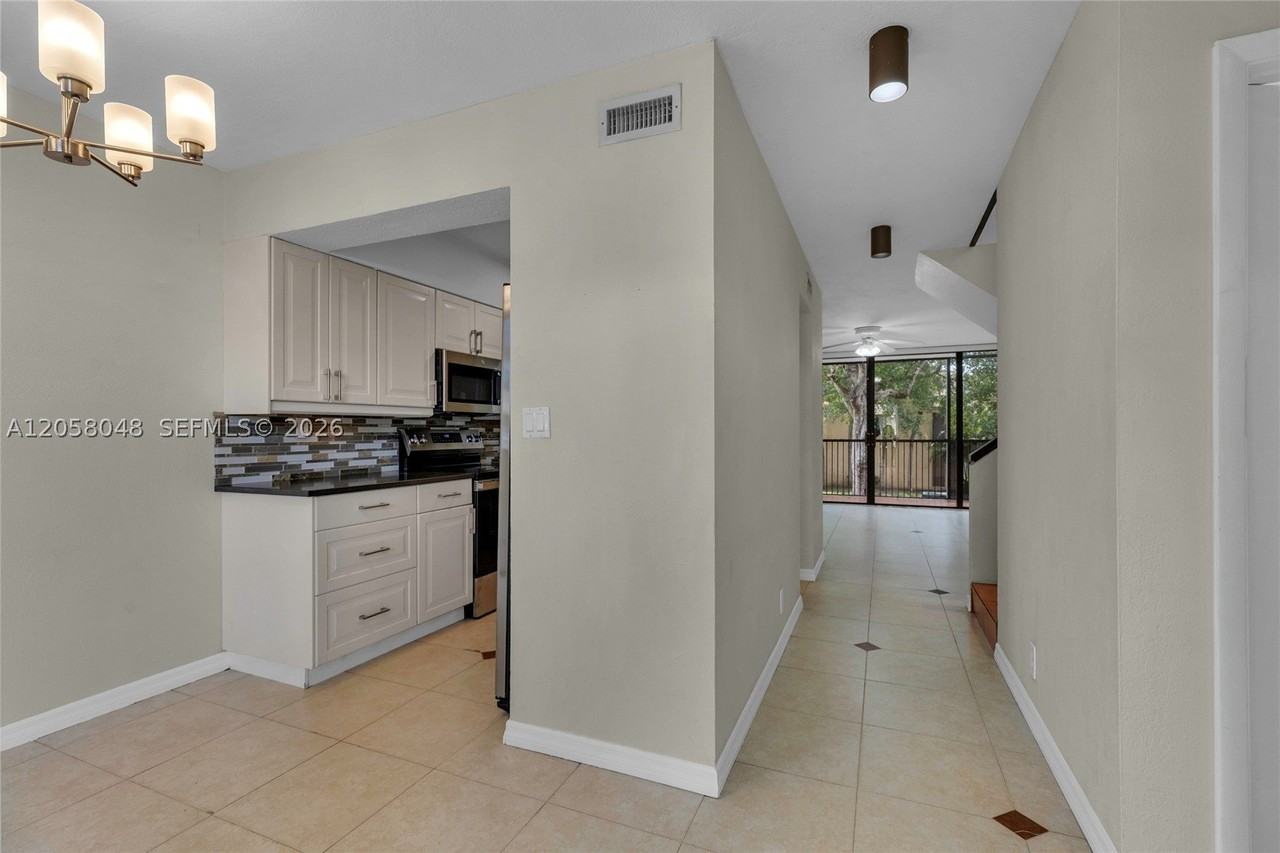 2930 Sw 87th Ter #1814 - Photo 7 of 39