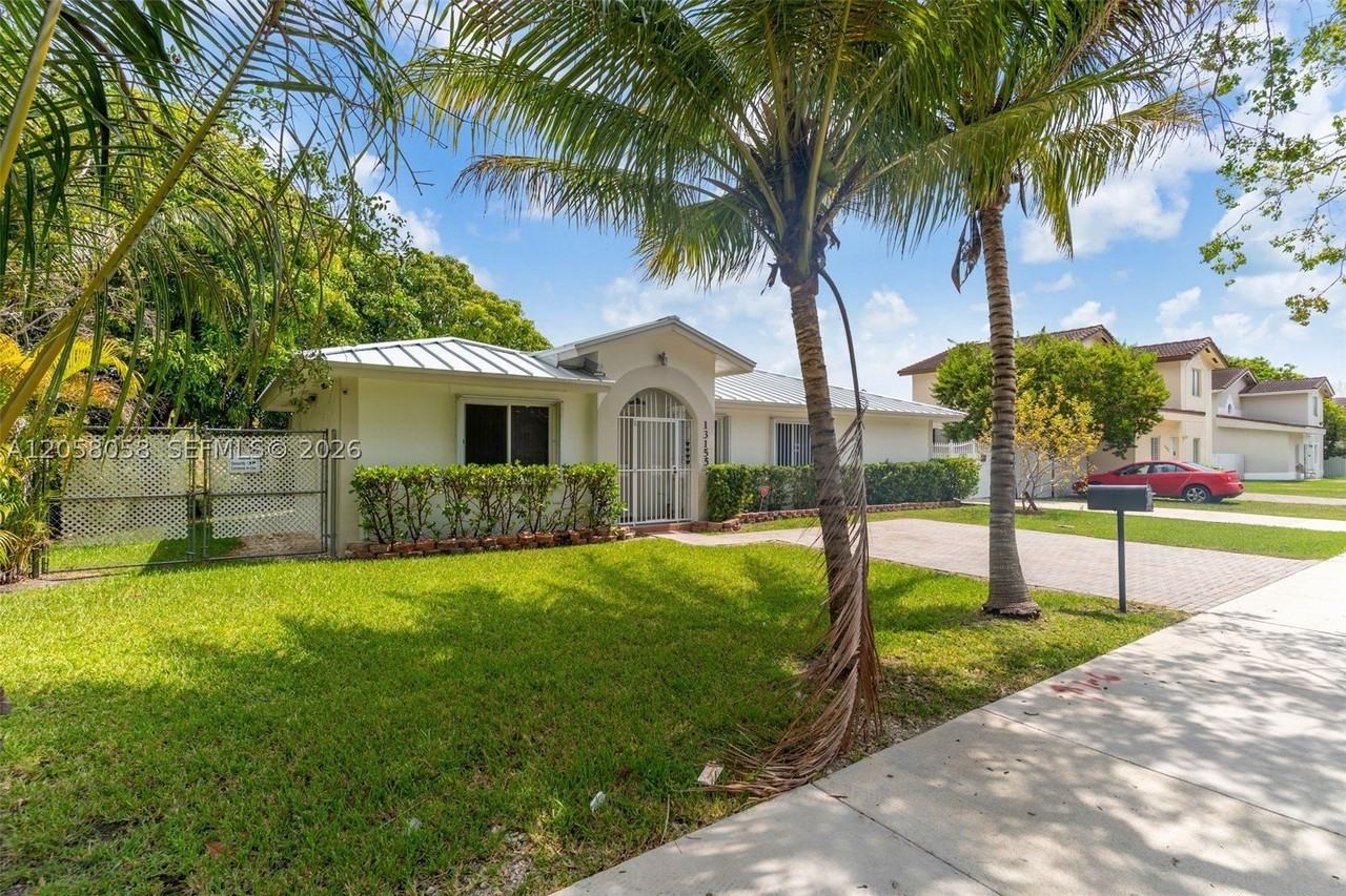 13155 Sw 268th St #0 - Photo 2 of 38
