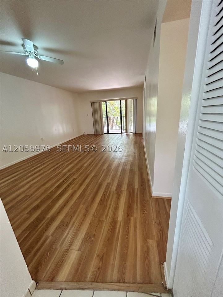 210 W Park Dr #201-2 - Photo 4 of 11