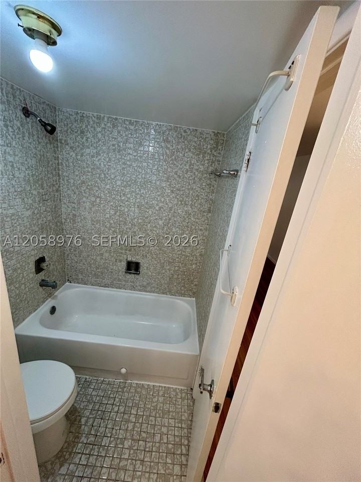 210 W Park Dr #201-2 - Photo 7 of 11