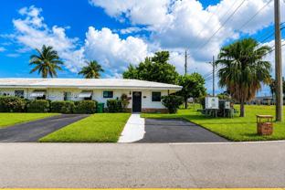2401 Nw 52nd St - Photo 1 of 1