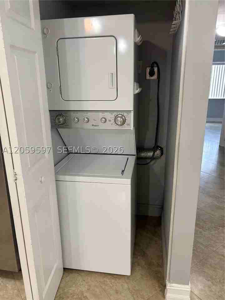 9876 Nw 35th St #9876 - Photo 5 of 18