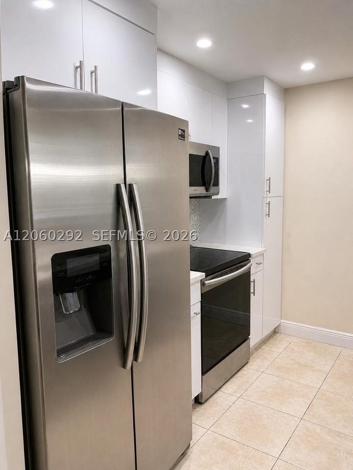 9568 Sw 1st Ct #7F - Photo 3 of 22