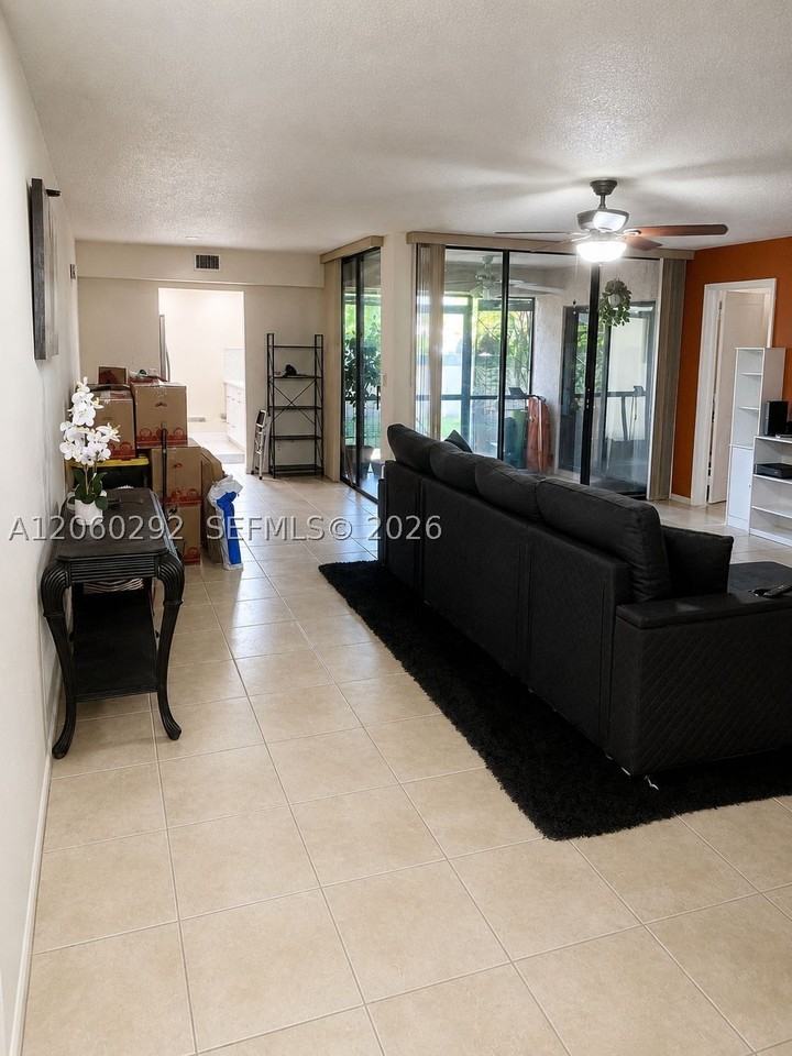 9568 Sw 1st Ct #7F - Photo 7 of 22