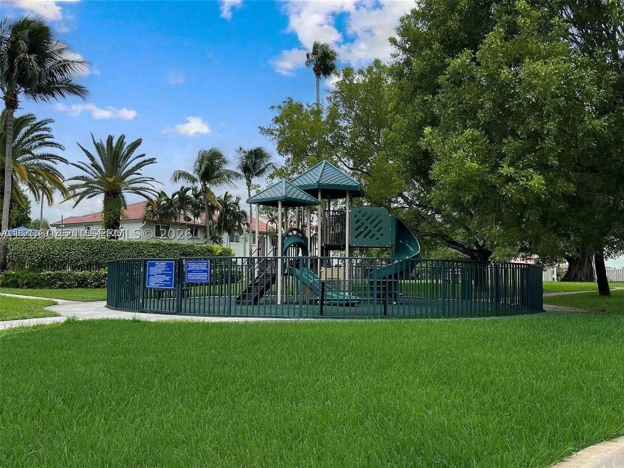 11612 Nw 50th Ter #11612 - Photo 3 of 20