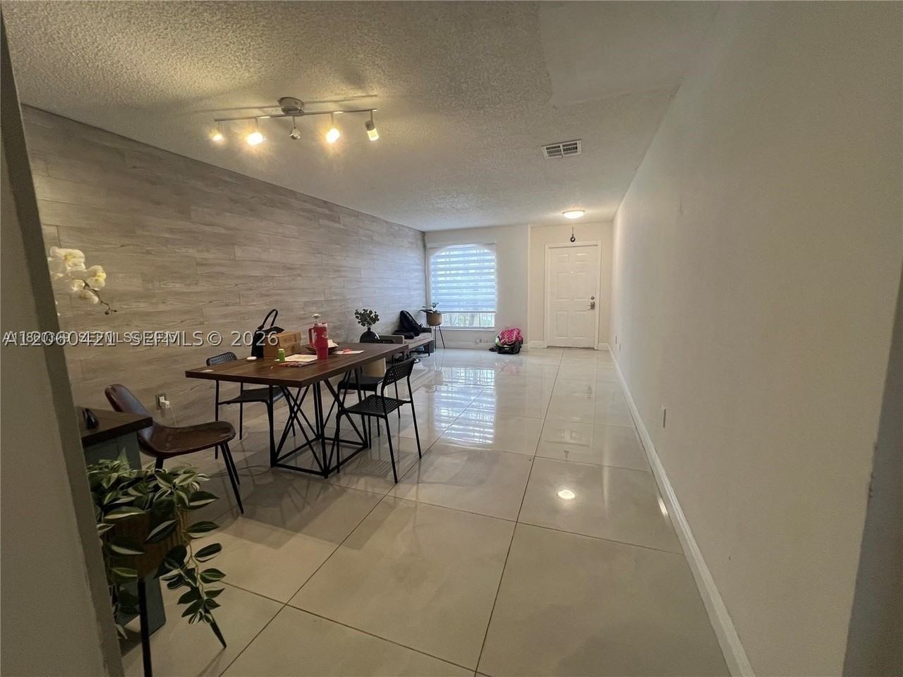 11612 Nw 50th Ter #11612 - Photo 4 of 20