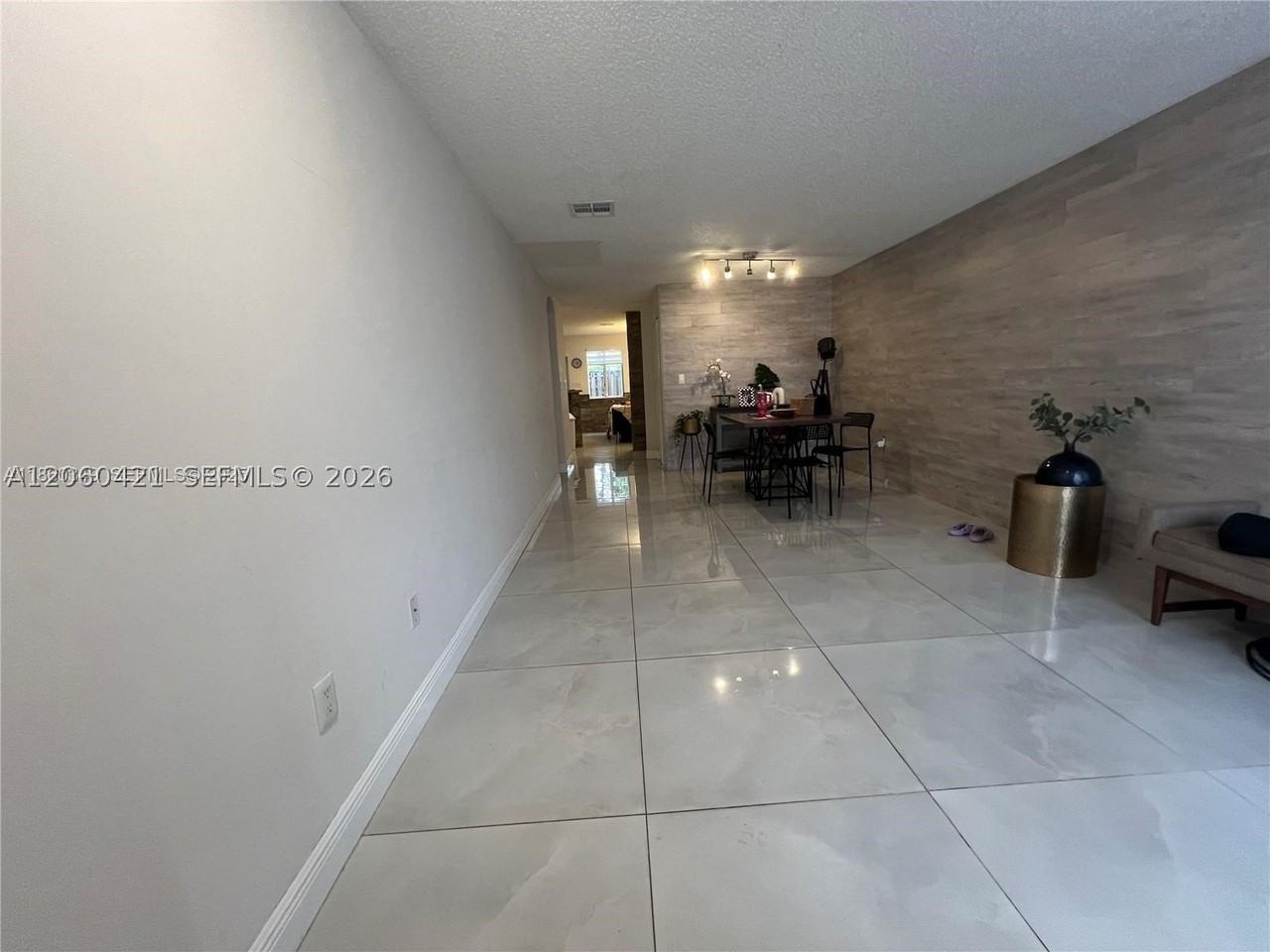 11612 Nw 50th Ter #11612 - Photo 5 of 20