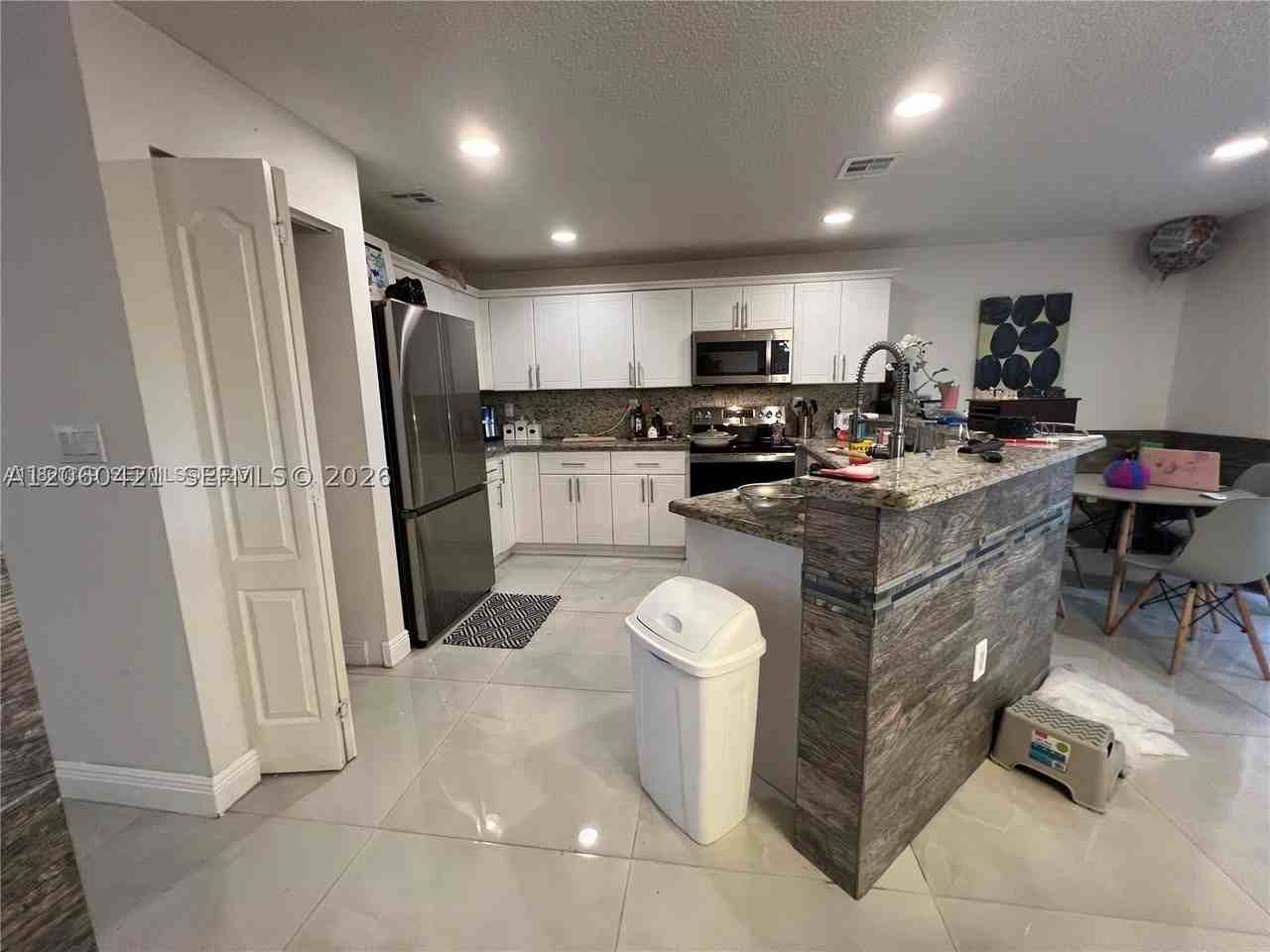 11612 Nw 50th Ter #11612 - Photo 7 of 20