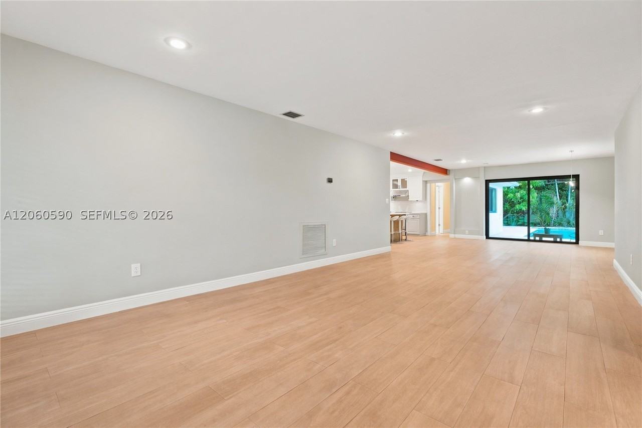 835 Malaga Ave #0 - Photo 7 of 22