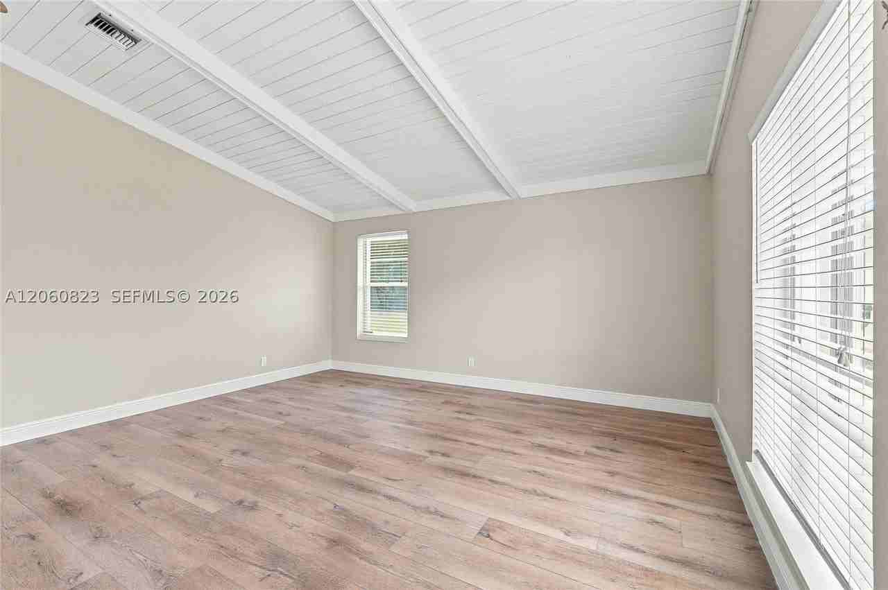 7196 Sw 22nd Pl #7196 - Photo 4 of 27