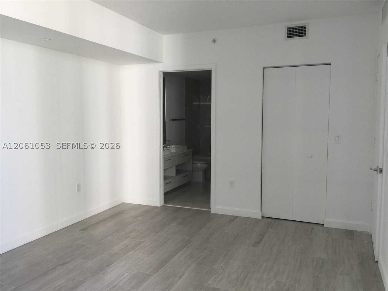 45 SW 9 st #1607 - Photo 6 of 22