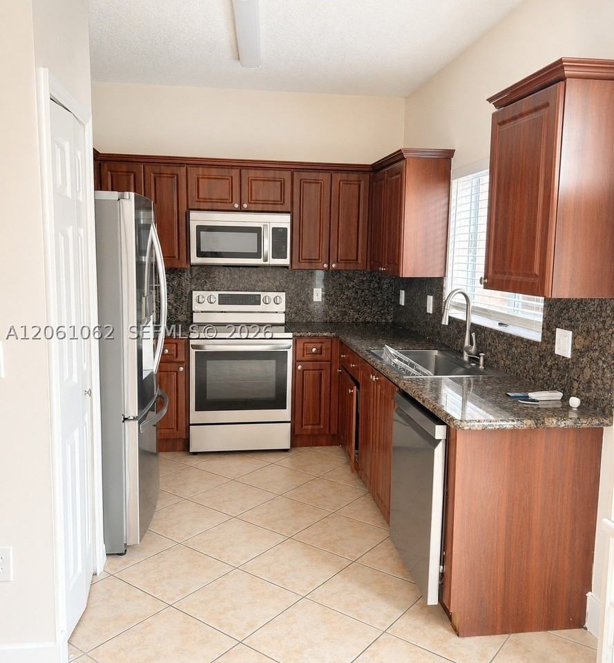 8508 Nw 141st Ter #501 - Photo 3 of 35