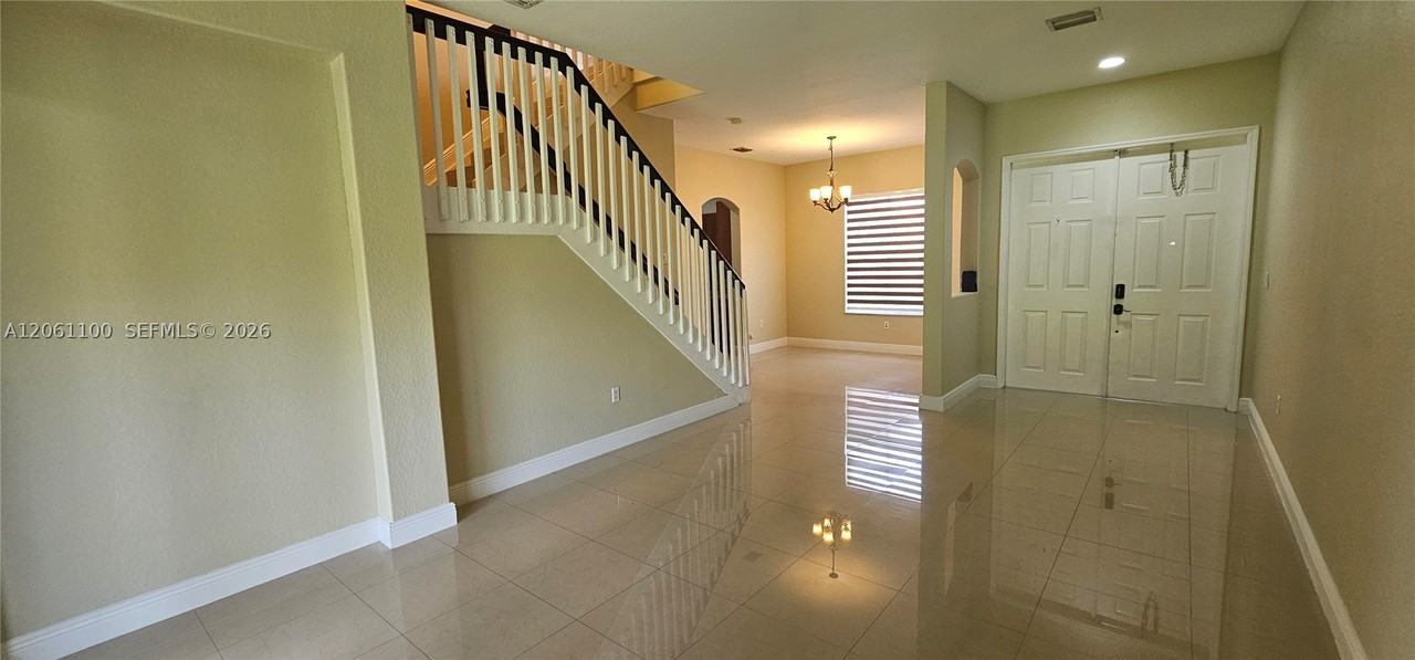 23663 Sw 107th Ct - Photo 4 of 25