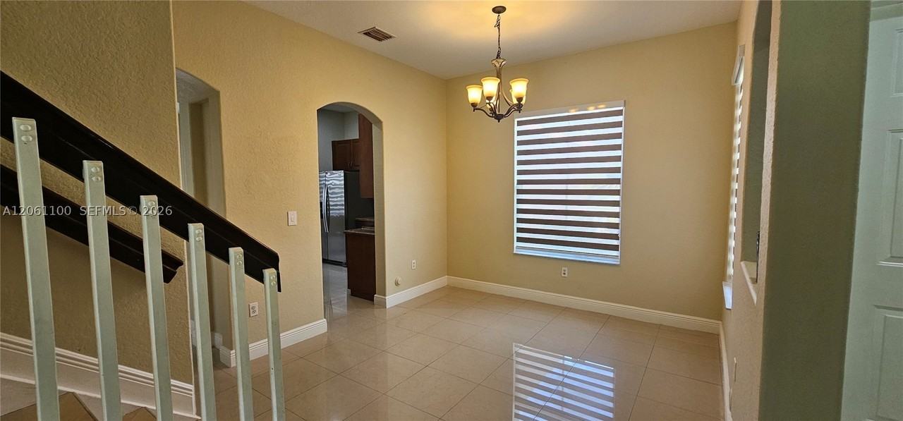 23663 Sw 107th Ct - Photo 5 of 25