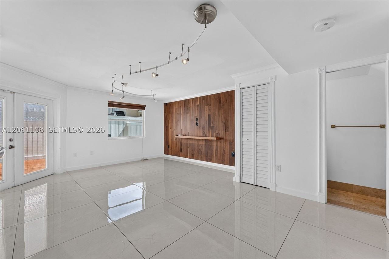 6800 Sw 45th Ln #124 - Photo 6 of 22